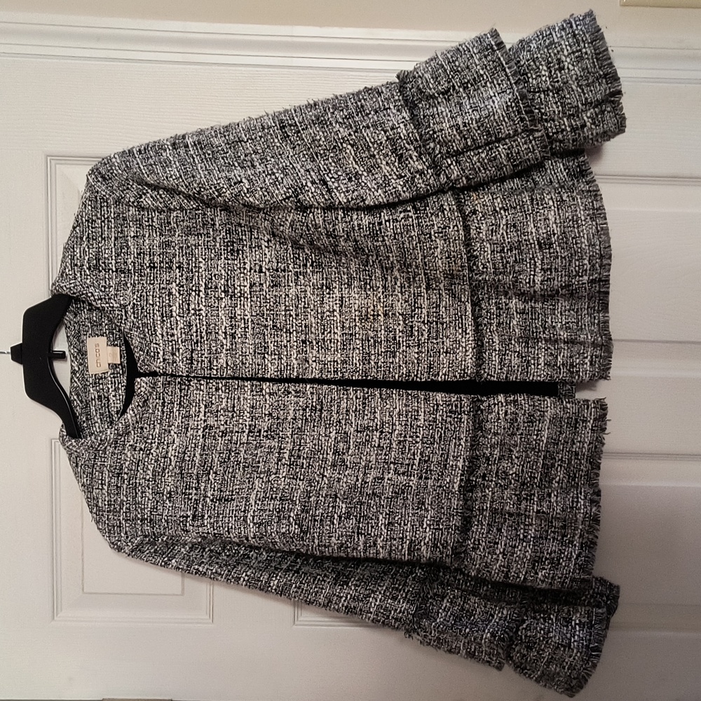 Chicos Fully Lined Tweedy Jacket With Ruffles Sle… - image 1